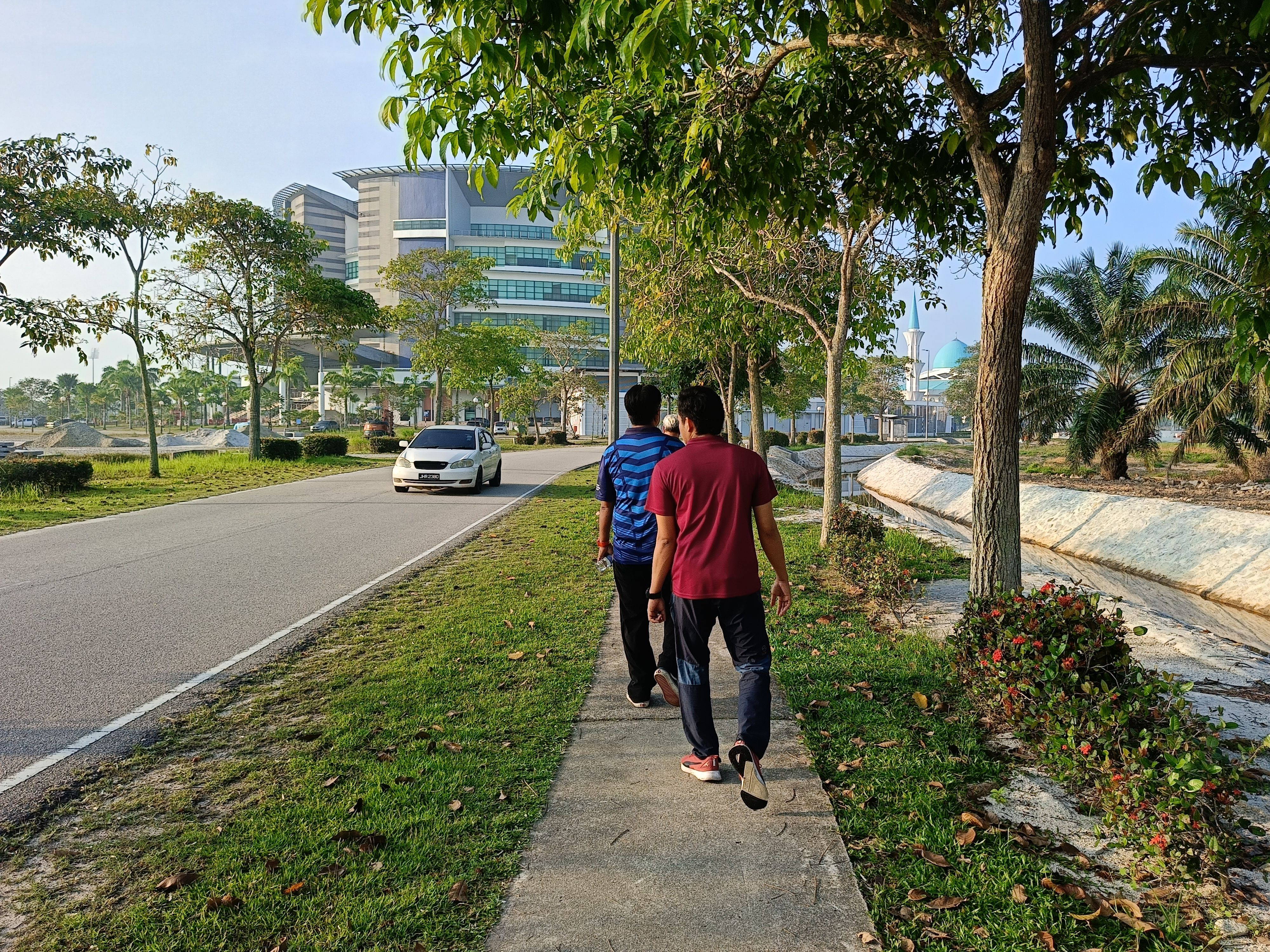 images/AKTIVITI PPA/Brisk walk 8/1754895540613.jpg