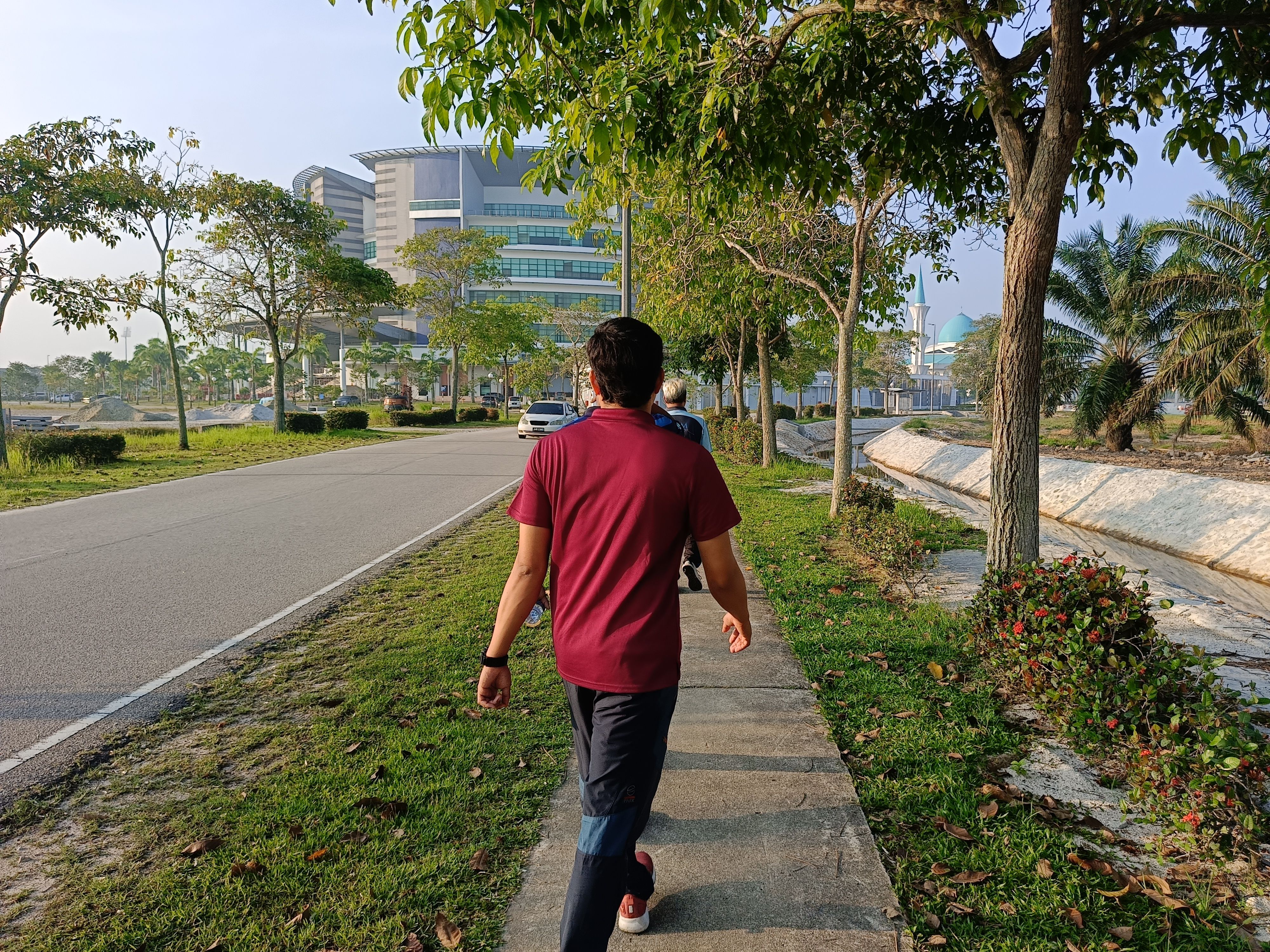 images/AKTIVITI PPA/Brisk walk 8/1754895541021.jpg